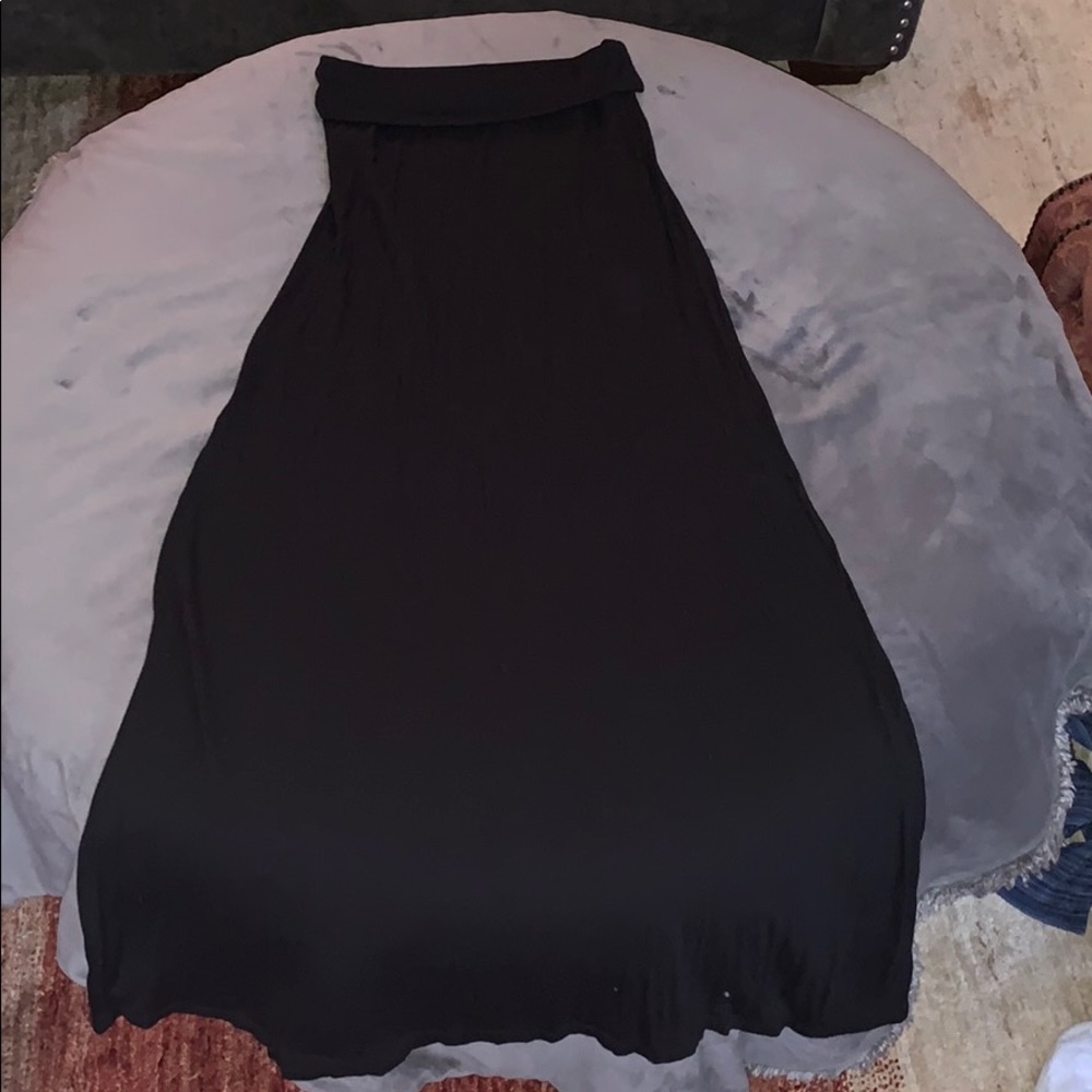 Women’s black ankle skirt